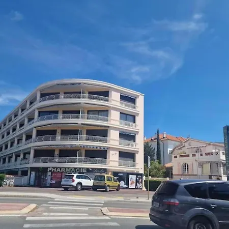 Apartment Rez De Jardin Port Santa Lucia